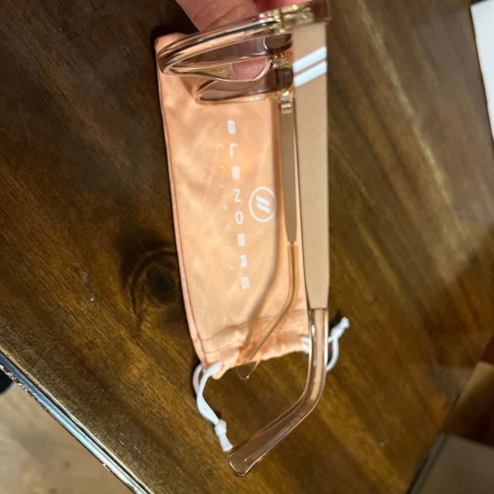 Women’s blender sunglasses